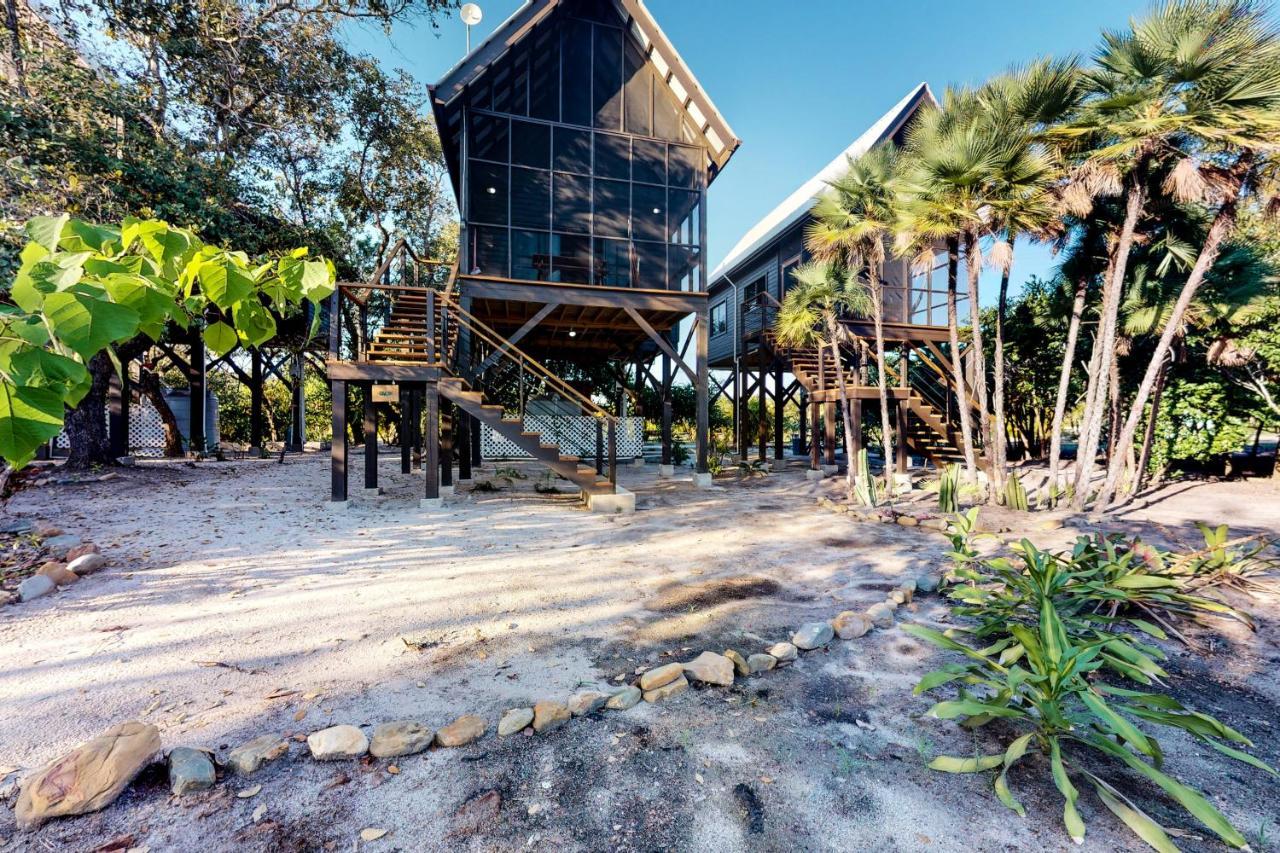 Inn The Trees Cabanas Placencia Zewnętrze zdjęcie